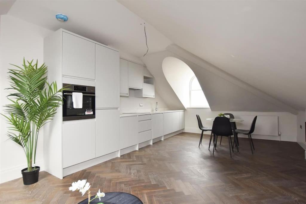 Vive Sea View Getaway Apartment Hastings Luaran gambar